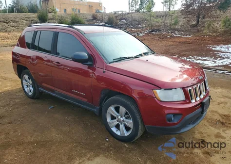 2012 Jeep Compass Sport z USA, uszkodzony, nr VIN 1C4NJCBA0CD573679